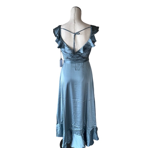 NWT ASTR THE LABEL WILSHIRE RUFFLE OPEN BACK MIDI DRESS SILVER SAGE - Picture 12 of 12